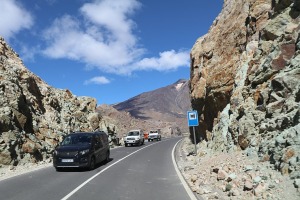 Travelnews.lv ar auto šķērso Teides nacionālo parku Tenerifes salā. Sadarbībā ar Tez Tour un airBaltic 4