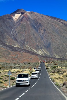 Travelnews.lv ar auto šķērso Teides nacionālo parku Tenerifes salā. Sadarbībā ar Tez Tour un airBaltic 5