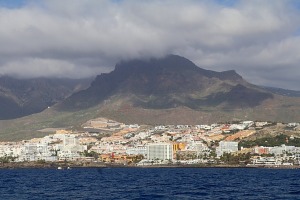 Travelnews.lv ar mazu jahtu izbrauc okeānā pie Tenerifes krastiem. Sadarbībā ar Tez Tour un airBaltic 46
