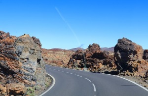 Ceļš uz Teidas vulkānu ir iecienīts gan motociklistu, gan velosipēdistu, gan šoferu vidū.  Sadarbībā ar Tez Tour un airBaltic 4