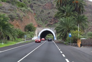 Ļoti daudzi tūristi Tenerifes salu apceļo un iepazīst ar auto. Sadarbībā ar Tez Tour un airBaltic 11