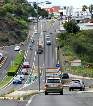 Ļoti daudzi tūristi Tenerifes salu apceļo un iepazīst ar auto. Sadarbībā ar Tez Tour un airBaltic 17