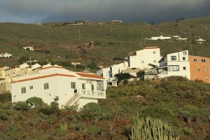 Ļoti daudzi tūristi Tenerifes salu apceļo un iepazīst ar auto. Sadarbībā ar Tez Tour un airBaltic 33