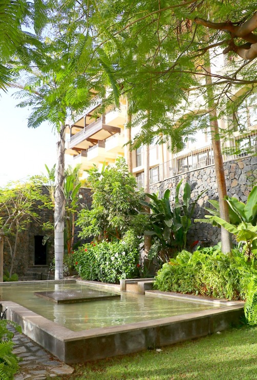 Travelnews.lv iepazīst Tenerifes dizaina viesnīcu «Hotel Vincci Seleccion La Plantacion del Sur». Sadarbībā ar Tez Tour un airBaltic 331223