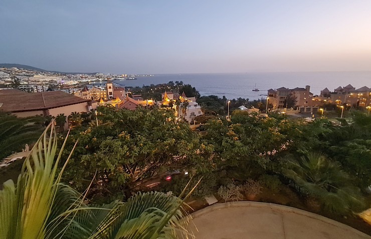 Travelnews.lv iepazīst Tenerifes dizaina viesnīcu «Hotel Vincci Seleccion La Plantacion del Sur». Sadarbībā ar Tez Tour un airBaltic 331251