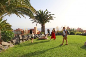 Travelnews.lv iepazīst Tenerifes dizaina viesnīcu «Hotel Vincci Seleccion La Plantacion del Sur». Sadarbībā ar Tez Tour un airBaltic 6