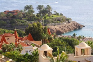 Travelnews.lv iepazīst Tenerifes dizaina viesnīcu «Hotel Vincci Seleccion La Plantacion del Sur». Sadarbībā ar Tez Tour un airBaltic 9