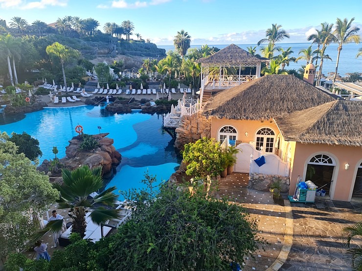 Travelnews.lv iepazīst Tenerifes leģendāro viesnīcu «Gran Hotel Bahía del Duque Resort». Sadarbībā ar Tez Tour un airBaltic 331810