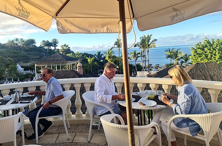 Travelnews.lv izbauda brokastis Tenerifes leģendārajā viesnīcā «Gran Hotel Bahía del Duque Resort». Sadarbībā ar Tez Tour un airBaltic 331888