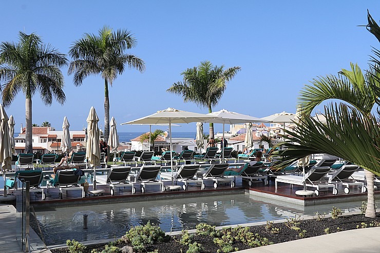 Travelnews.lv iepazīst skaistu Tenerifes 5 zvaigžņu viesnīcu «Royal Hideaway Corales Beach - Adults Only». Sadarbībā ar Tez Tour 332017