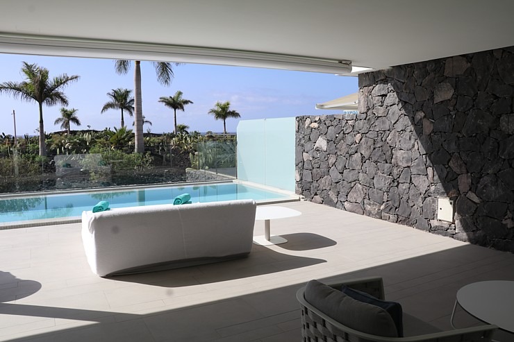 Travelnews.lv iepazīst skaistu Tenerifes 5 zvaigžņu viesnīcu «Royal Hideaway Corales Beach - Adults Only». Sadarbībā ar Tez Tour 332020