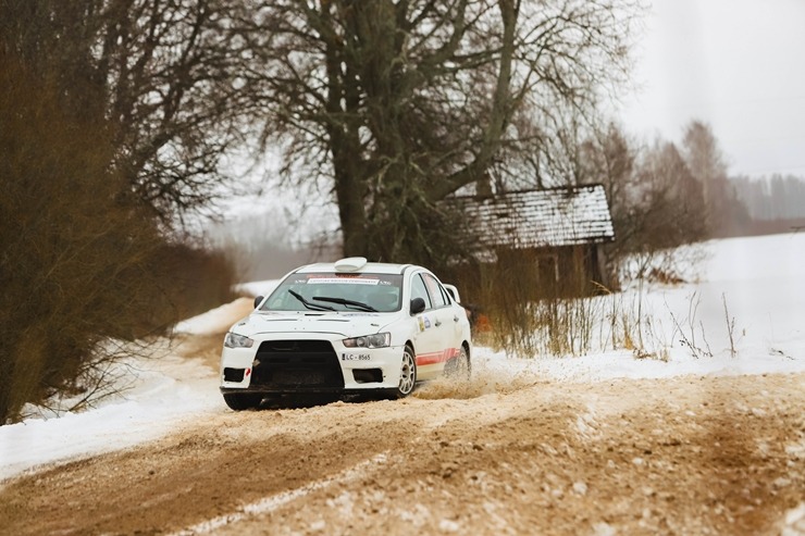 Rallija «Sarma 2023» kopvērtējuma uzvara arī šoreiz latviešiem izslīd caur pirkstiem. Foto: Gatis Smudzis Rallija «Sarma 2023» kopvērtējuma uzvara arī šoreiz latviešiem izslīd caur pirkstiem. Foto: Gatis Smudzis 332888