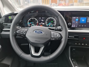 Travelnews.lv sadarbībā ar auto nomu «Europcar Latvija» izbrauc 721 km ar 7-vietīgo Ford Tourneo Connect 12