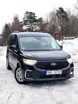 Travelnews.lv sadarbībā ar auto nomu «Europcar Latvija» izbrauc 721 km ar 7-vietīgo Ford Tourneo Connect 4
