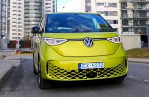 Travelnews.lv ar jauno un elektrisko «VW ID.Buzz Pro» apceļo Ventspili un Rīgu 28