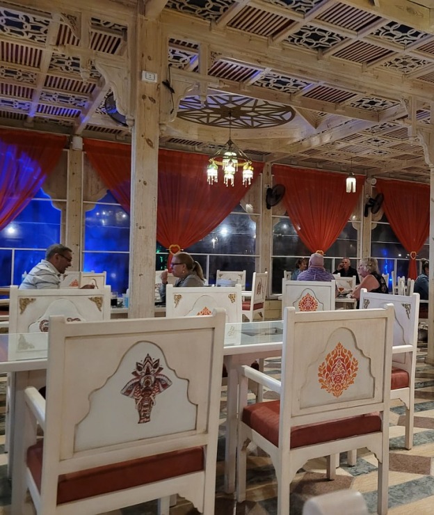 Travelnews.lv sadarbībā ar «Tez Tour Latvia» iepazīst Hurgadas restorānu «Manohar Indian Cuisine» 334084