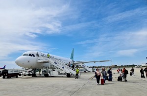 Lidojam uz Larnakas lidostu Kiprā kopā ar «airBaltic», bet ar «Cyprus Airways» lidmašīnām 8