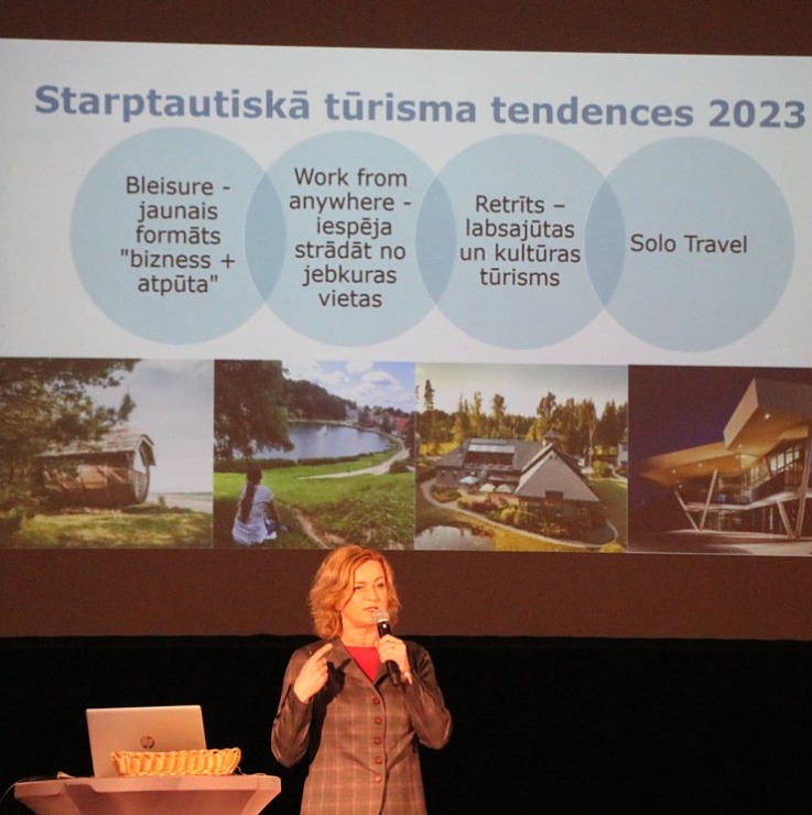 Kurzemes tūrisma konfrence «Bez rāmjiem» pulcē profesionāļus Talsos 335597