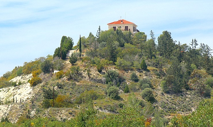 Travelnews.lv iepazīst Kipras lielceļus, māju arhitektūru un robežkontrolpunktu uz Ziemeļkipru 335892
