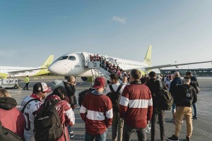«airBaltic» sadarbībā ar Latvijas Hokeja federāciju organizē fanu lidojumus uz Tamperi 5