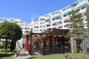 Travelnews.lv iepazīst ļoti skaistu Ziemeļkipras viesnīcu «Limak Cyprus Deluxe Hotel». Sadarbībā ar Puzzle Travel 14