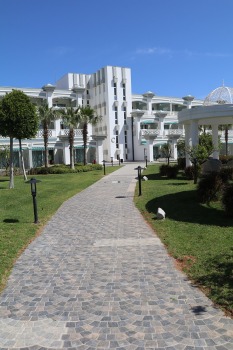 Travelnews.lv iepazīst ļoti skaistu Ziemeļkipras viesnīcu «Limak Cyprus Deluxe Hotel». Sadarbībā ar Puzzle Travel 15