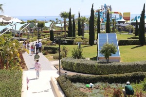Travelnews.lv iepazīst ļoti skaistu Ziemeļkipras viesnīcu «Limak Cyprus Deluxe Hotel». Sadarbībā ar Puzzle Travel 21