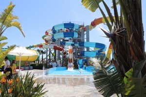 Travelnews.lv iepazīst ļoti skaistu Ziemeļkipras viesnīcu «Limak Cyprus Deluxe Hotel». Sadarbībā ar Puzzle Travel 31