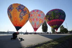 AB Dambī ieskandina gaisa balonu gaidīšanas svētkus. Foto: skyamazons.lv 10