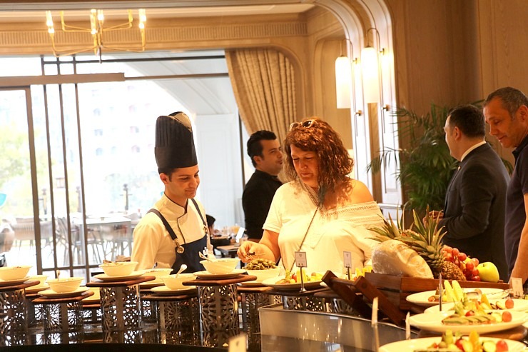 Travelnews.lv iepazīst Ziemeļkipras viesnīcas «Merit Royal Diamond Hotel & Spa» pusdienu piedāvājumu. Sadarbībā ar Puzzle Travel Travelnews.lv iepazīst Ziemeļkipras viesnīcas «Merit Royal Diamond Hotel & Spa» pusdienu piedāvājumu. Sadarbībā ar Puzzle Travel 338439