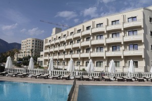 Travelnews.lv iepazīst Ziemeļkipras viesnīcu «Vuni Palace Hotel» Kirēnijā. Sadarbībā ar PuzzleTravel.com 3