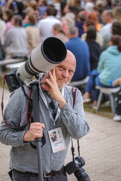 Fotogrāfs Mareks Galinovskis: Dziesmu svētku lielkoncerts «Tīrums. Dziesmas ceļš» skan Mežaparka Lielajā estrādē Fotogrāfs Mareks Galinovskis: Dziesmu svētku lielkoncerts «Tīrums. Dziesmas ceļš» skan Mežaparka Lielajā estrādē 339831
