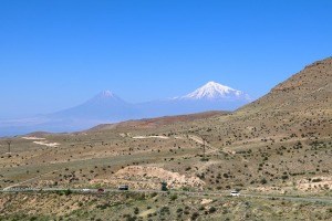 Travelnews.lv ar ekskursiju autobusu izbauda Armēnijas dabas skatus. Sadarbībā ar airBaltic 17