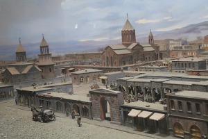 Travelnews.lv apmeklē Arhitektūras un dzīvesstila muzeju Armēnijas pilsētā Gjumri. Sadarbībā ar airBaltic 17