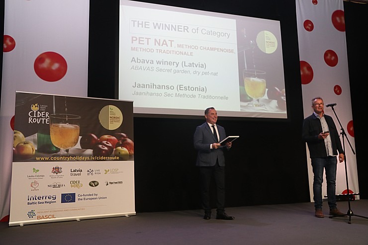 Travelnews.lv izstādē «Riga Food» apmeklē Sidra festivāla apbalvošanas ceremoniju un nodegustē 18 valstu sidrus Travelnews.lv izstādē «Riga Food» apmeklē Sidra festivāla apbalvošanas ceremoniju un nodegustē 18 valstu sidrus 342922