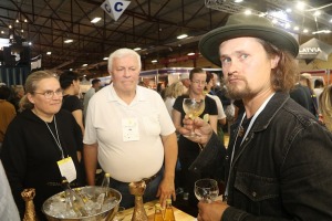 Travelnews.lv izstādē «Riga Food» apmeklē Sidra festivāla apbalvošanas ceremoniju un nodegustē 18 valstu sidrus 25