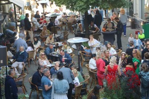 Rīgas restorāns «Buržujs» jau 12. reizi rīko grandiozu «Austeru festivāls», kur viesi apēd 12 000 austeres 7