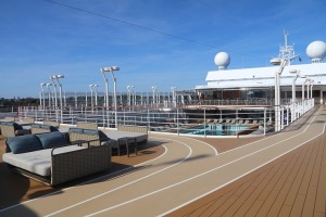 Rīgas ostā pirmo reizi ienāk kruīzu kompānijas «Silversea Cruises» luksus klases kuģis «Silver Dawn» 6