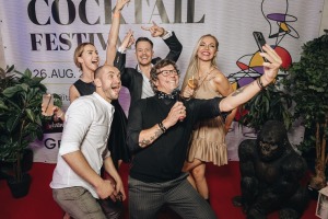 Pasaules kokteiļu čempions Staņislavs Jonāns ir lepns par «Rīgas kokteiļu festivālu 2023». Foto: brandins.lv 25