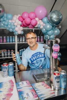 Pasaules kokteiļu čempions Staņislavs Jonāns ir lepns par «Rīgas kokteiļu festivālu 2023». Foto: brandins.lv 4