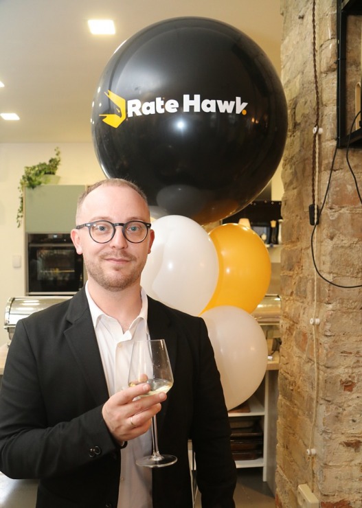 Starptautiskais ceļojumu tehnoloģiju uzņēmums «Rate Hawk» garšīgi satiekas ar Latvijas tūrisma firmām Starptautiskais ceļojumu tehnoloģiju uzņēmums «Rate Hawk» garšīgi satiekas ar Latvijas tūrisma firmām 344371