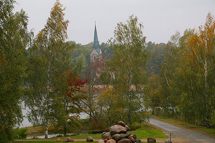 Apmeklējam monumentālās ainavu arhitektūras ansambli «Likteņdārzs» sadarbībā ar LIAA un ALTA 345052