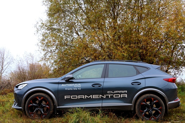 Travelnews.lv apceļo Latviju ar 310 zirgspēku jaudīgo «Cupra Formentor VZ». Sadarbībā ar Autobrava un Europcar Latvija Travelnews.lv apceļo Latviju ar 310 zirgspēku jaudīgo «Cupra Formentor VZ». Sadarbībā ar Autobrava un Europcar Latvija 346637