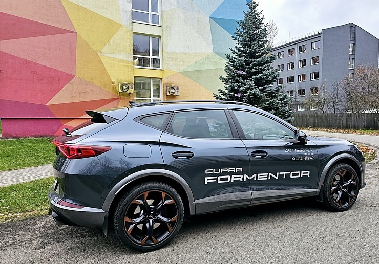 Travelnews.lv apceļo Latviju ar 310 zirgspēku jaudīgo «Cupra Formentor VZ». Sadarbībā ar Autobrava un Europcar Latvija Travelnews.lv apceļo Latviju ar 310 zirgspēku jaudīgo «Cupra Formentor VZ». Sadarbībā ar Autobrava un Europcar Latvija 346625