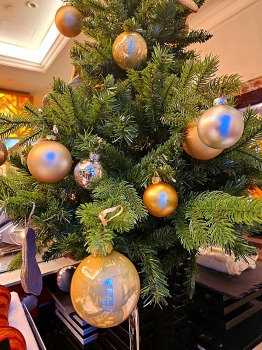 Izbaudām Vecrīgas 5 zvaigžņu viesnīcas «Grand Hotel Kempinski Riga» brokastis Ziemassvētku noskaņās 36