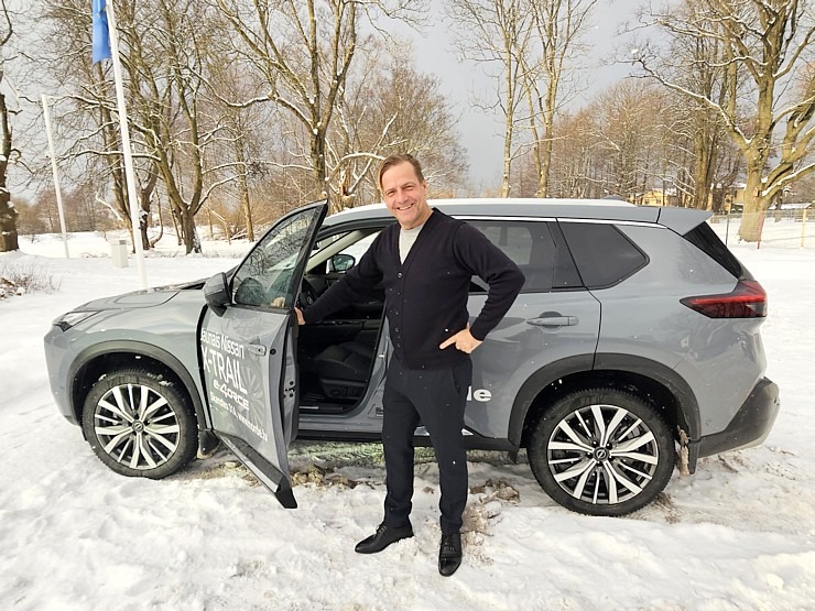 Jānis Deinats, Inta Ruka, Reinis Hofmanis un Travelnews.lv ar Gada Auto 2024 «Nissan X-Trail» dodas uz Ventspili Jānis Deinats, Inta Ruka, Reinis Hofmanis un Travelnews.lv ar Gada Auto 2024 «Nissan X-Trail» dodas uz Ventspili 348304
