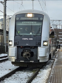 Rīgas Centrālā stacijā ienāk pirmais vilciens no Viļņas 2