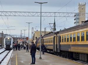 Rīgas Centrālā stacijā ienāk pirmais vilciens no Viļņas 24