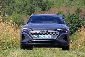 Travelnews.lv redakcija 2023.gadā ceļoja ar 8 dažādiem spēkratiem: Audi Q8 e-tron 5