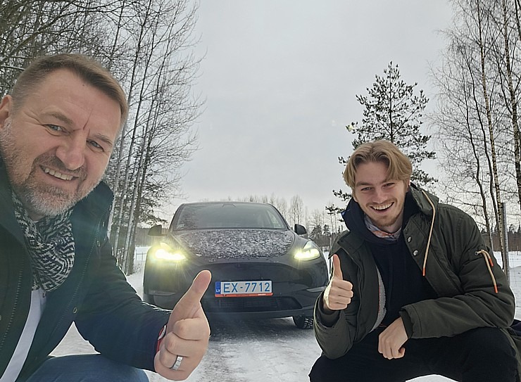 Apceļojam sniegoto Latviju ar auto nomas «Sixt Latvija» spēkratu «Tesla Y Long Range AWD» 349124
